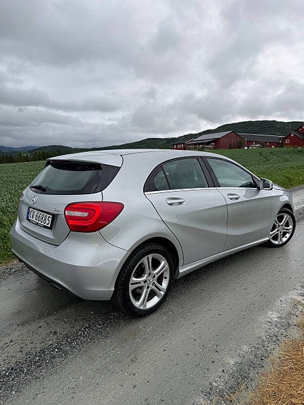 Mercedes-Benz A180 6 of 30
