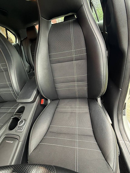 Mercedes-Benz A180 21 of 30