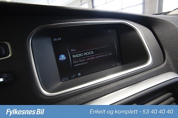 Volvo V40 Cross Country 8 of 18