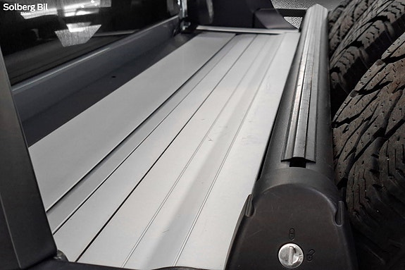 Ford Ranger Raptor 25 of 27