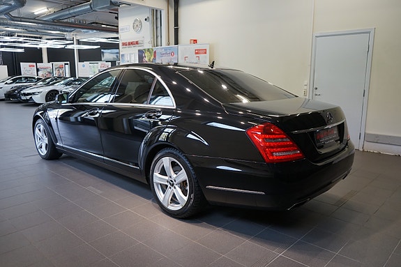 Mercedes-Benz S350 d 5 of 5