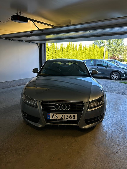 Audi A5 2 of 5