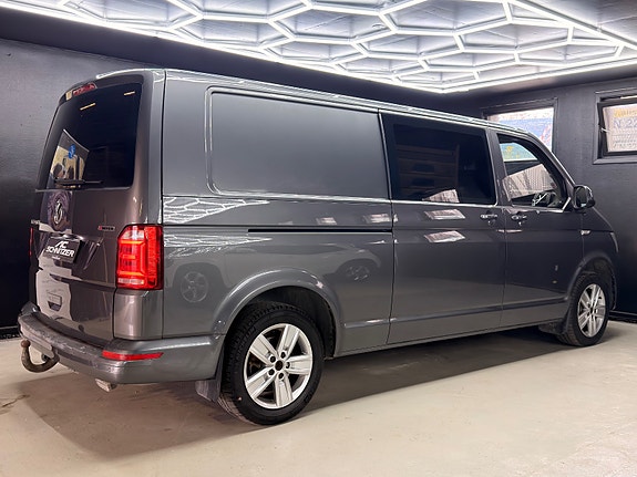 Volkswagen Transporter 2 of 5
