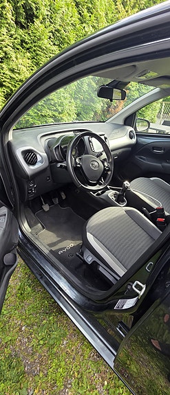 Toyota Aygo 4 of 6
