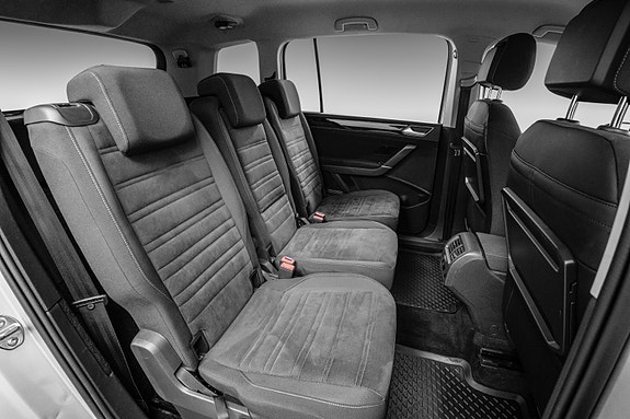 Volkswagen Touran 15 of 30