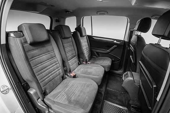 Volkswagen Touran 13 of 30