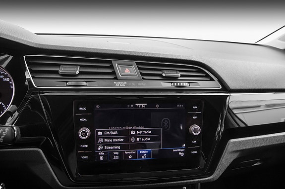 Volkswagen Touran 28 of 30
