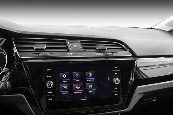Volkswagen Touran 26 of 30