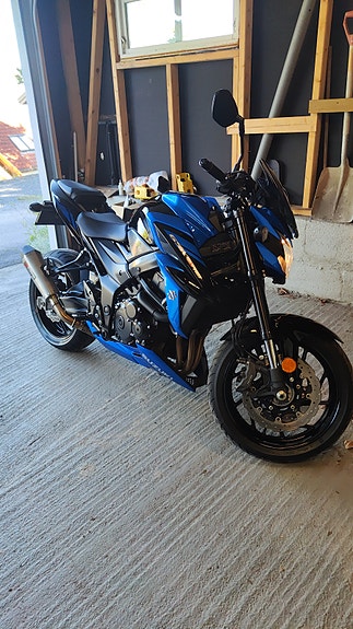 Suzuki GSX-S 750 6 of 7