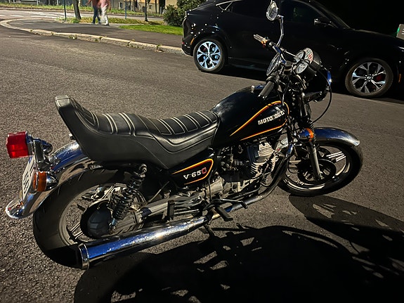 Moto Guzzi V 65 C 2 of 3