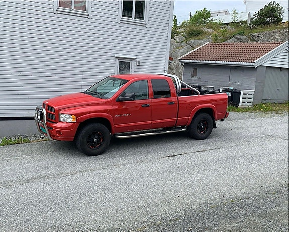 Dodge RAM 3 of 5
