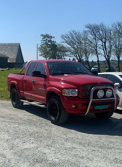Dodge RAM 4 of 5