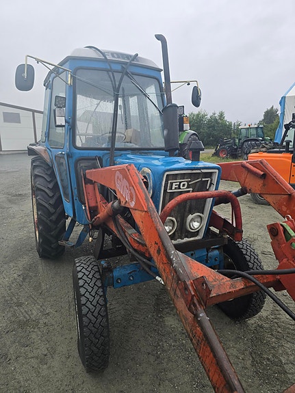 Ford 4600 5 of 5