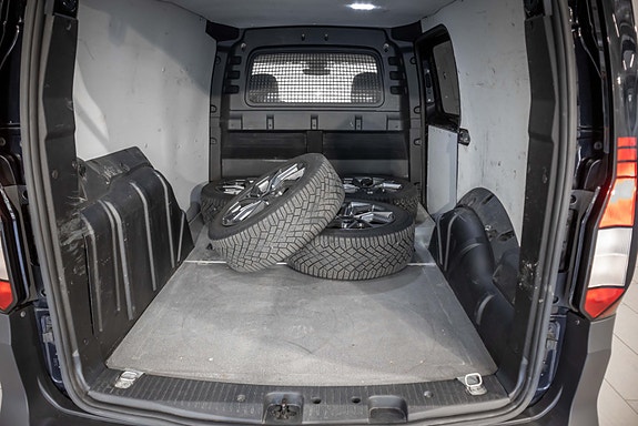 Volkswagen Caddy Maxi 27 of 28