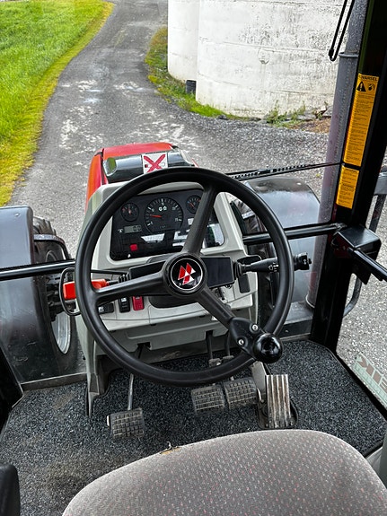 Massey Ferguson 5465 10 of 14