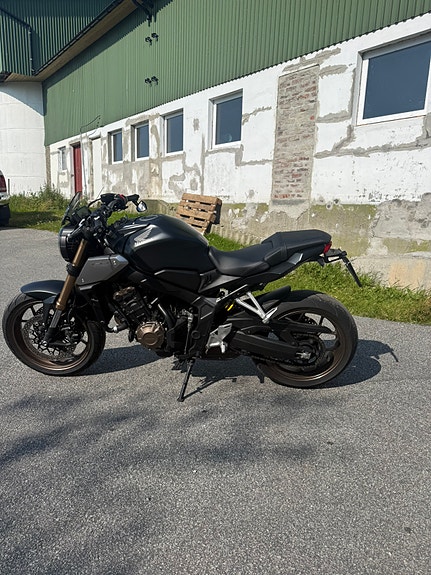 Honda CB 650 R 5 of 10