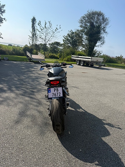 Honda CB 650 R 3 of 10