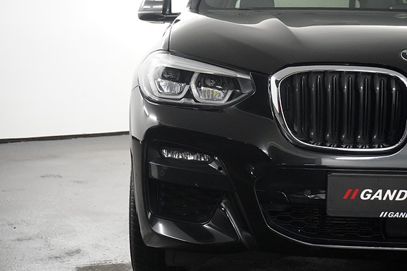 BMW X3 4 of 5