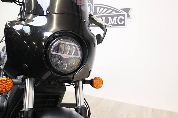 INDIAN Scout Bobber Twenty 4 of 16
