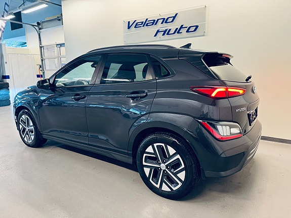 Hyundai Kona 4 of 5