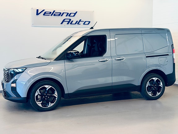 Ford E-Transit Courier 2 of 5