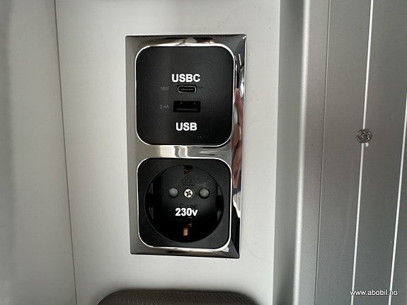 Benimar Tessoro 483 Reg 5 personer / 5 sengeplasser / Kl B førerkort 19 of 30