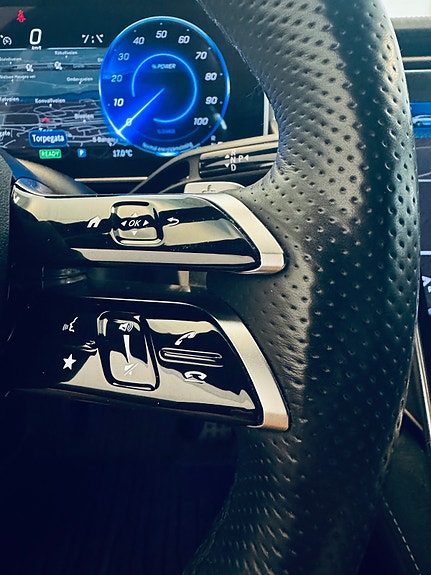 Mercedes-Benz EQE300 19 of 30