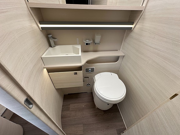 Challenger CHALLENG SIRIUS 3048 M2019 18 of 30