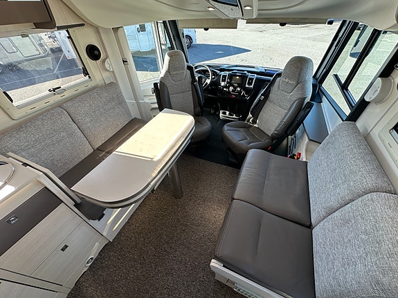 Challenger CHALLENG SIRIUS 3048 M2019 7 of 30