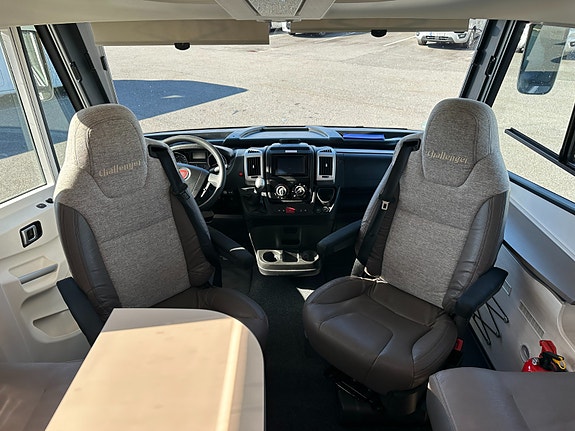 Challenger CHALLENG SIRIUS 3048 M2019 5 of 30