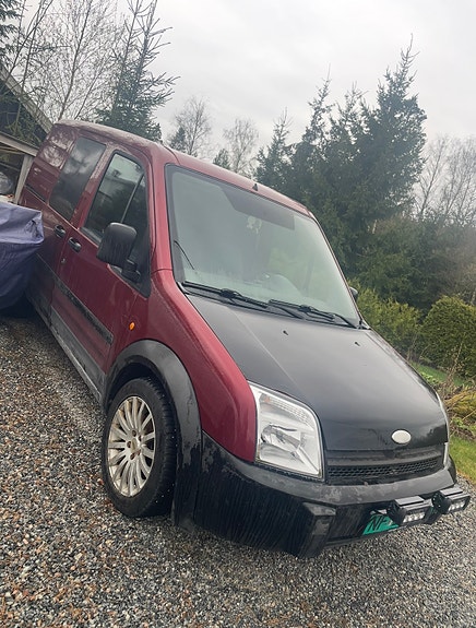 Ford Transit Connect 2 of 3