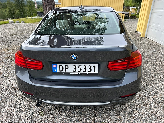 BMW 320d 5 of 20