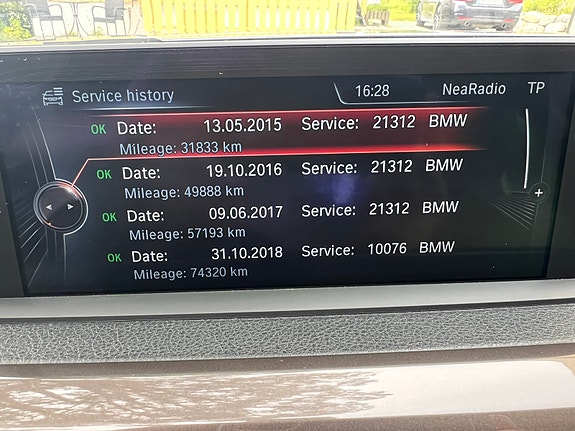 BMW 320d 12 of 20
