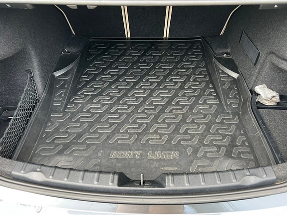 BMW 320d 15 of 20