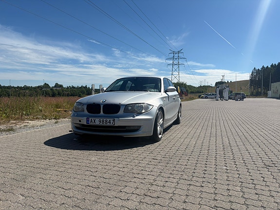 BMW 118d 6 of 14