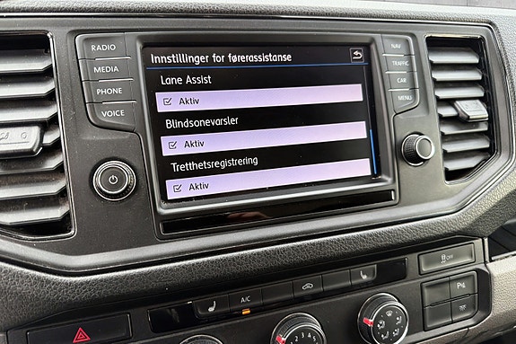 Volkswagen Crafter 18 of 23