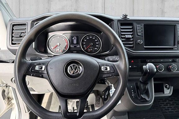 Volkswagen Crafter 13 of 23