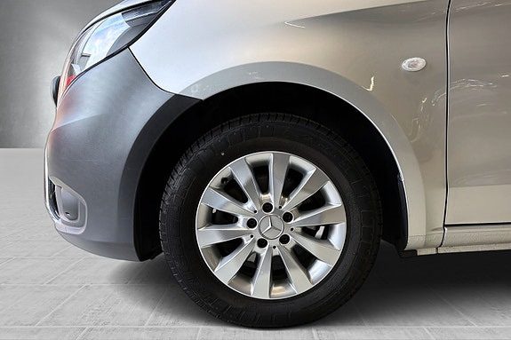Mercedes-Benz Vito 3 of 30