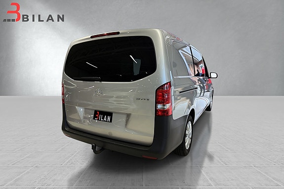 Mercedes-Benz Vito 15 of 30