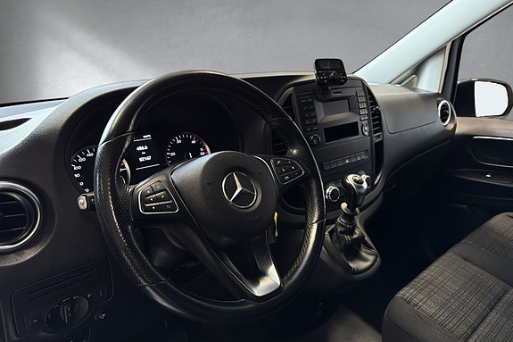 Mercedes-Benz Vito 28 of 30