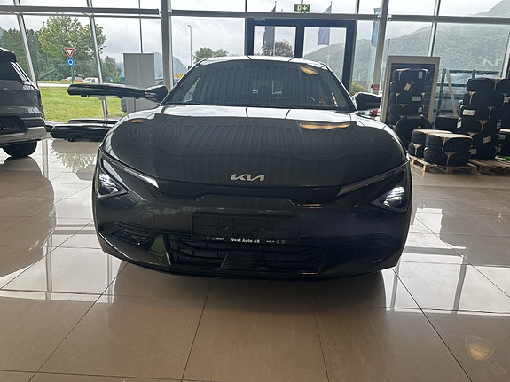 Kia EV6 3 of 30