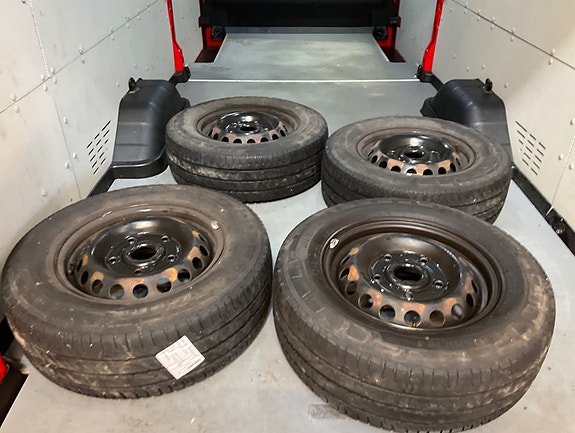 Ford Transit 9 of 13