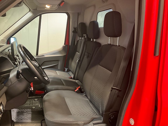 Ford Transit 7 of 13