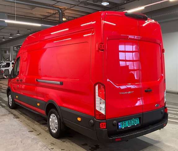 Ford Transit 3 of 13