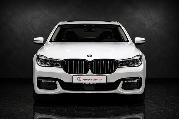 BMW 7-Serie 3 of 5