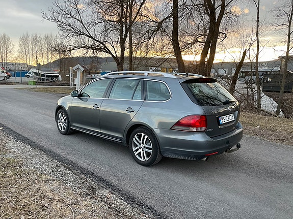 Volkswagen Golf VI 4 of 16
