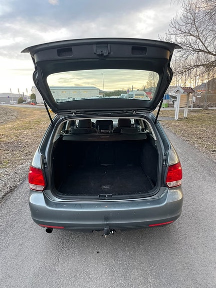 Volkswagen Golf VI 6 of 16