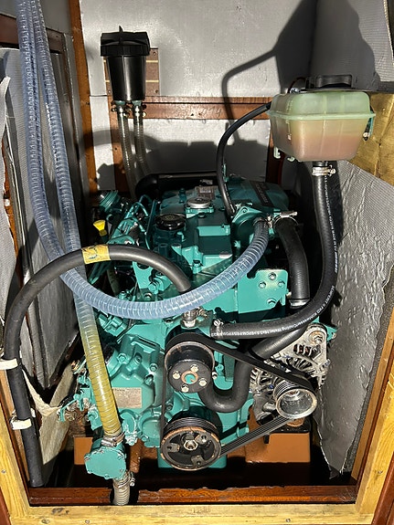 Bavaria 37 AC - Volvo Penta D2-40F (2018) - Ny Profurl, genoa ++ 28 of 30