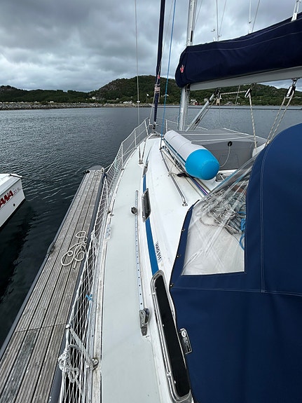 Bavaria 37 AC - Volvo Penta D2-40F (2018) - Ny Profurl, genoa ++ 11 of 30