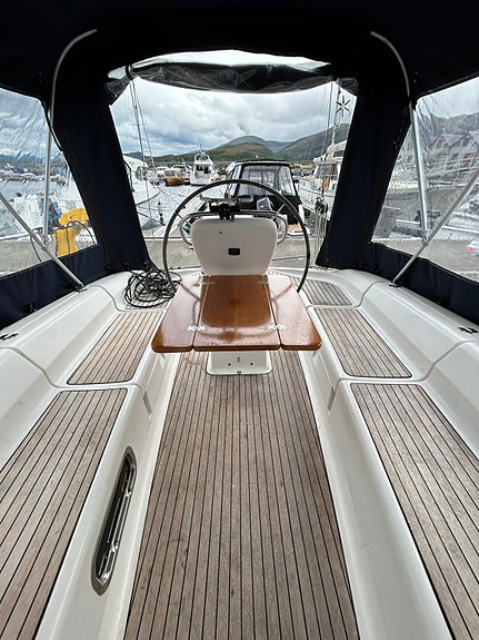 Bavaria 37 AC - Volvo Penta D2-40F (2018) - Ny Profurl, genoa ++ 13 of 30